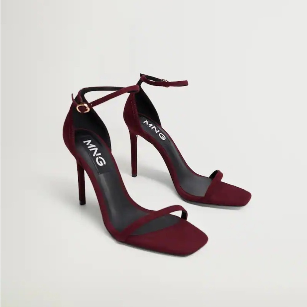 Ankle-cuff heeled sandals